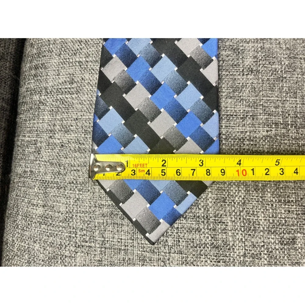Geoffrey Beene Mens Blue Grey Black Basketweave 100% Silk Hand Made Necktie
